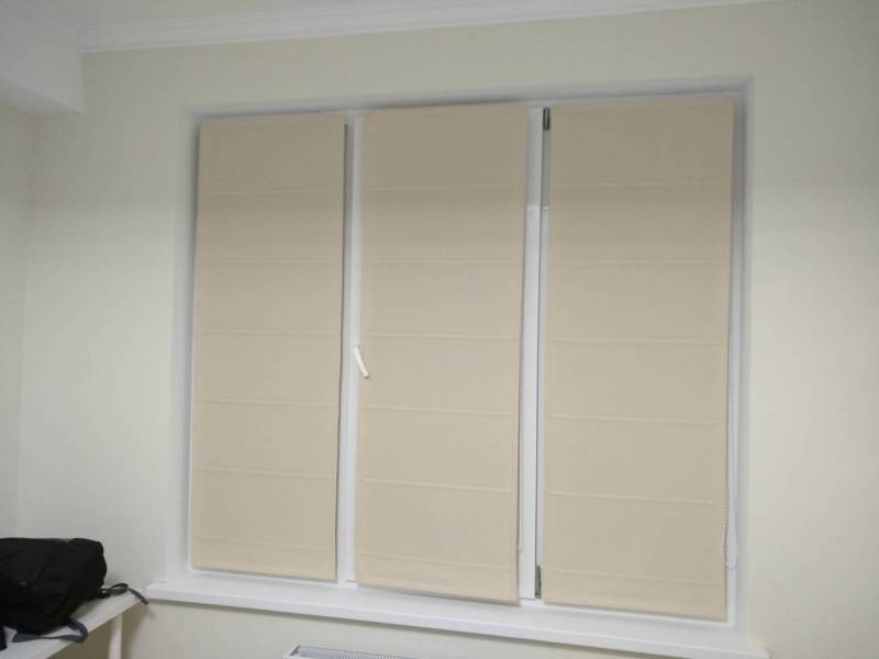 Cum să alegeți corect perdele sau jaluzele