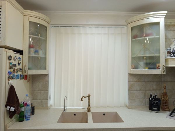 Jaluzele de tip perdea