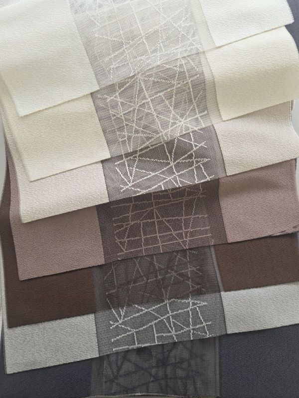 Jaluzele de tip perdea